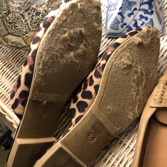 2 pairs of sz 8 casual shoes.. great condition - Picture 3 of 9